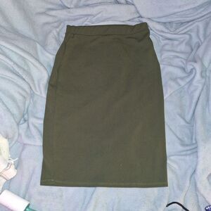 Adara Skirt 2x Olive Green Pull On Elastic Waist Below Knee Skirt 31x28